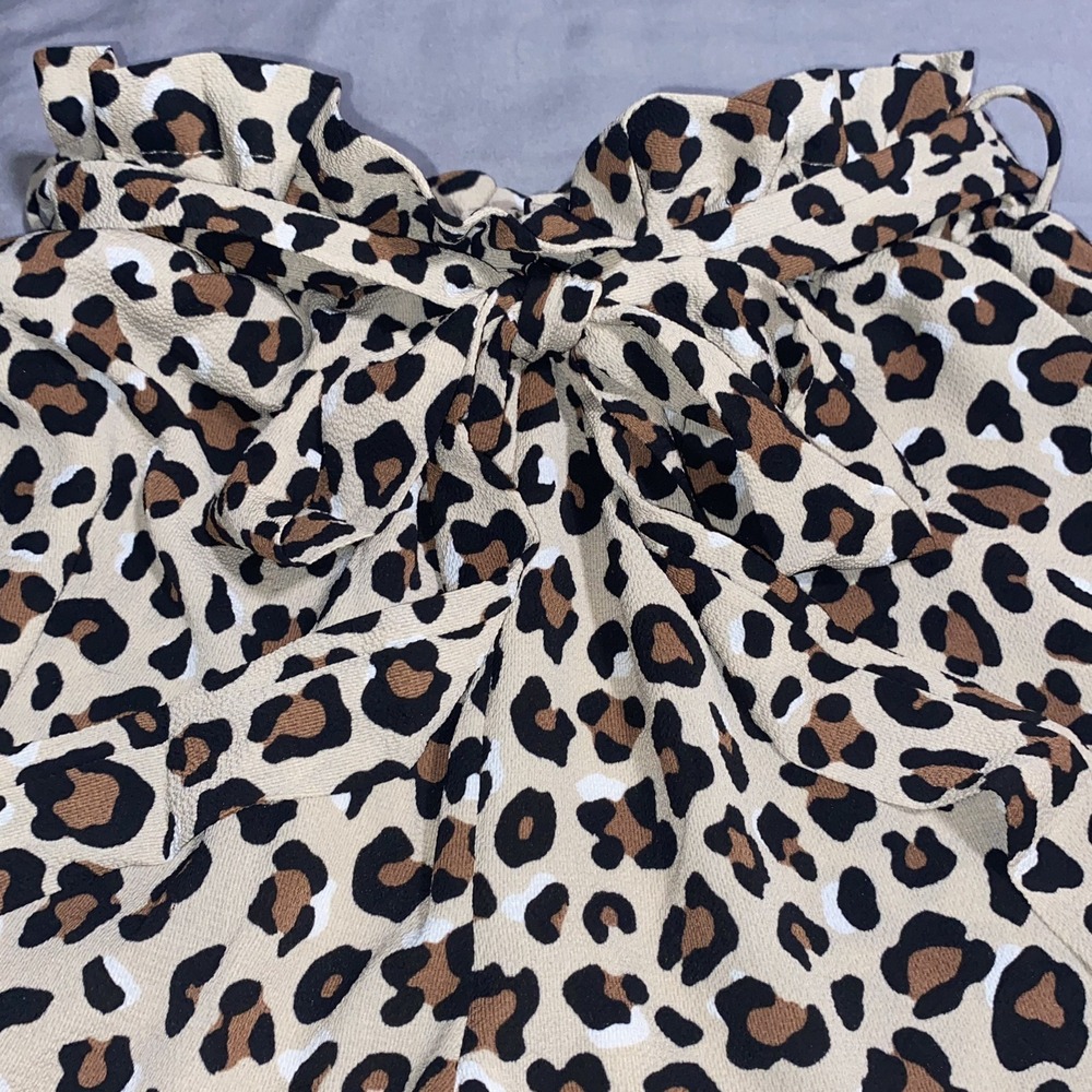 Altar'd State Leopard Cheetah Animal Print Pull-on Shorts Belted xSmall - Picture 2 of 5